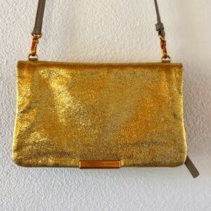 marc by marc jacobs gold bag